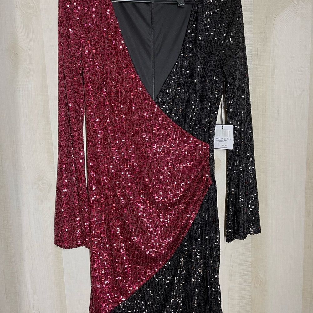 New with tags Laundry by Shelli Segal red black sequin long sleeve dress, sz 6 - Picture 6 of 15